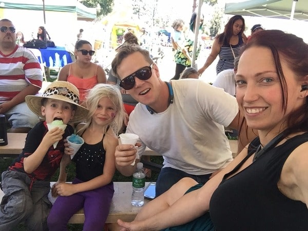 Picture of Trever O'Brien, his wife Jeniffer Castelli and their lovely children